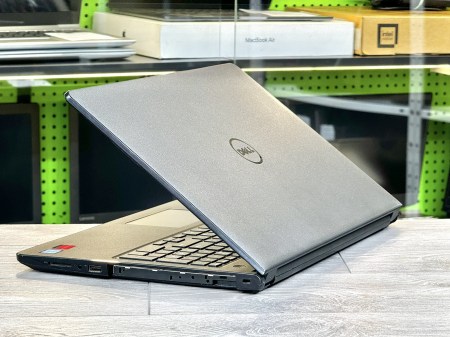 Dell Inspiron 3576 37